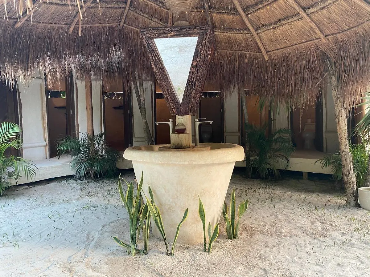 Glamp Ikal Tulum Hotel Luxury tent